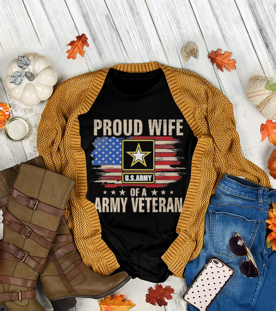 Proud Wife of a U.S. Army Veteran American Flag Stars T-Shirt