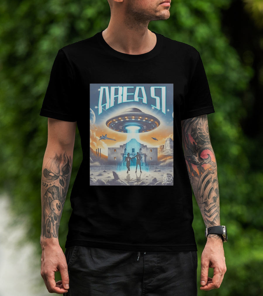Area 51 UFO Abduction Scene With BCSA Aliens T-Shirt
