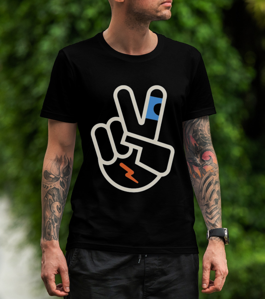 OKC Thunder Shai Gilgeous Alexander Peace Sign Celebration T-Shirt