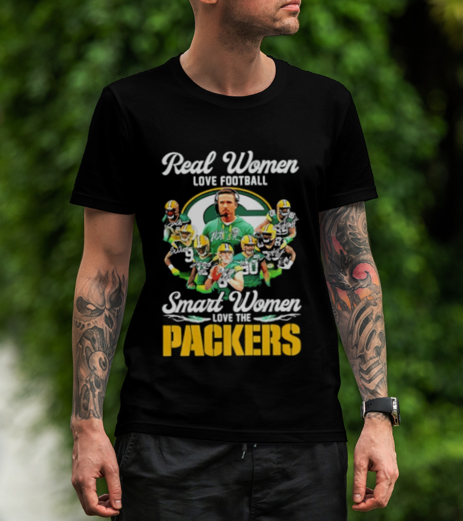Real Women Love Football Smart Women Love The Packers T-Shirt