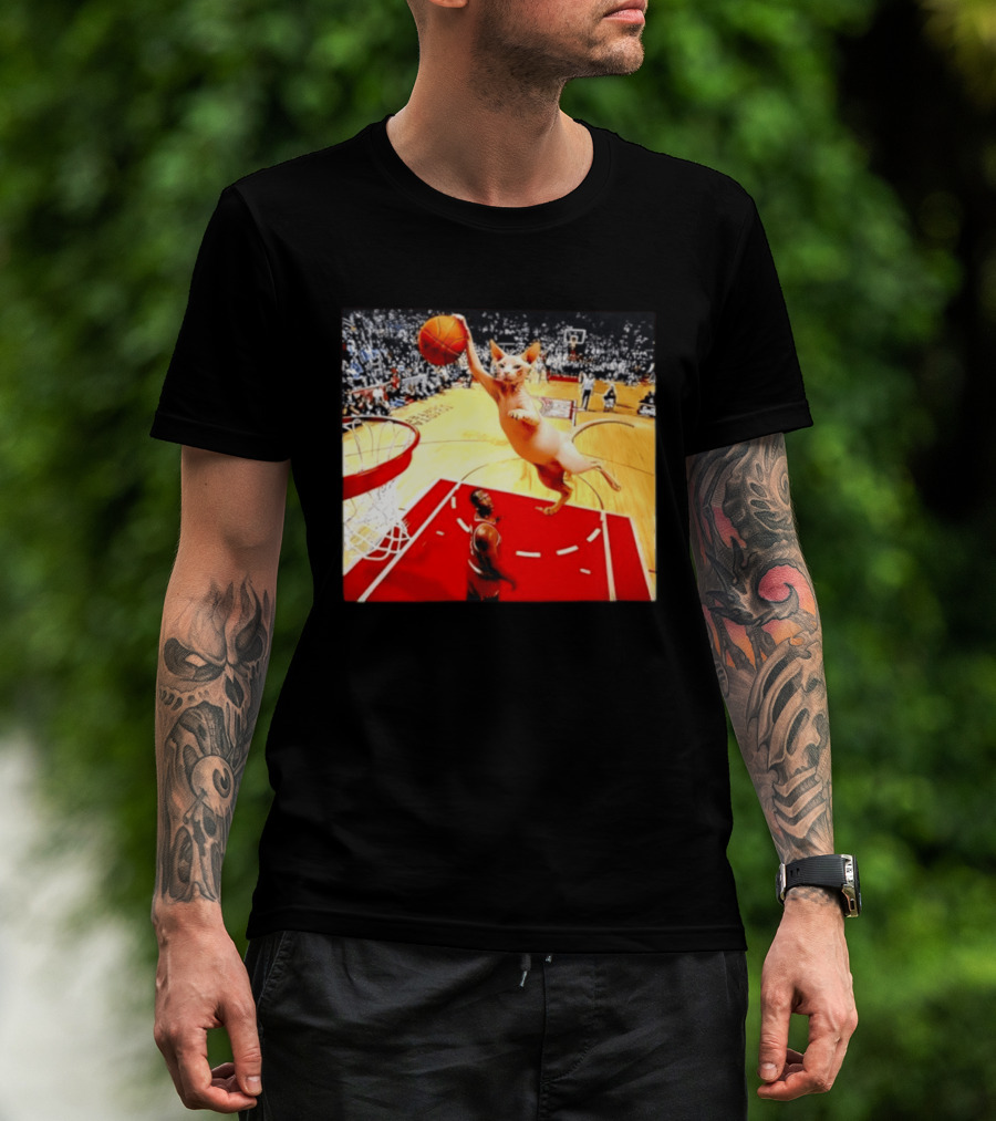 Sphynx Cat Slam Dunk Basketball Scene With Crowd T-Shirt