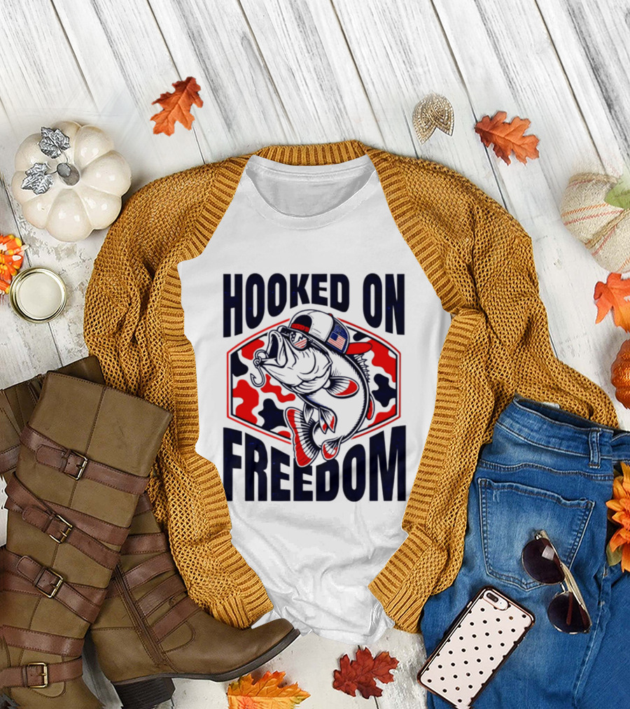 Hooked On Freedom Patriotic Fish Camo Hat T-Shirt