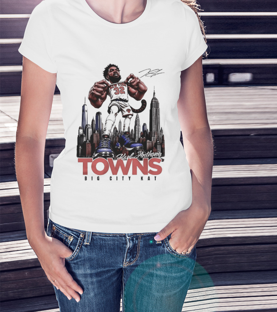 Karl Anthony Towns 32 Big City Kat NYC Skyline T-Shirt