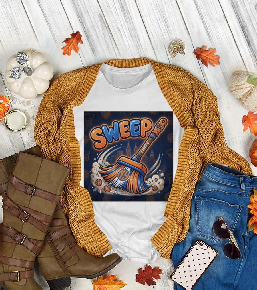 New York Knicks Sweep East Champs Basketball Skyline Broom T-Shirt