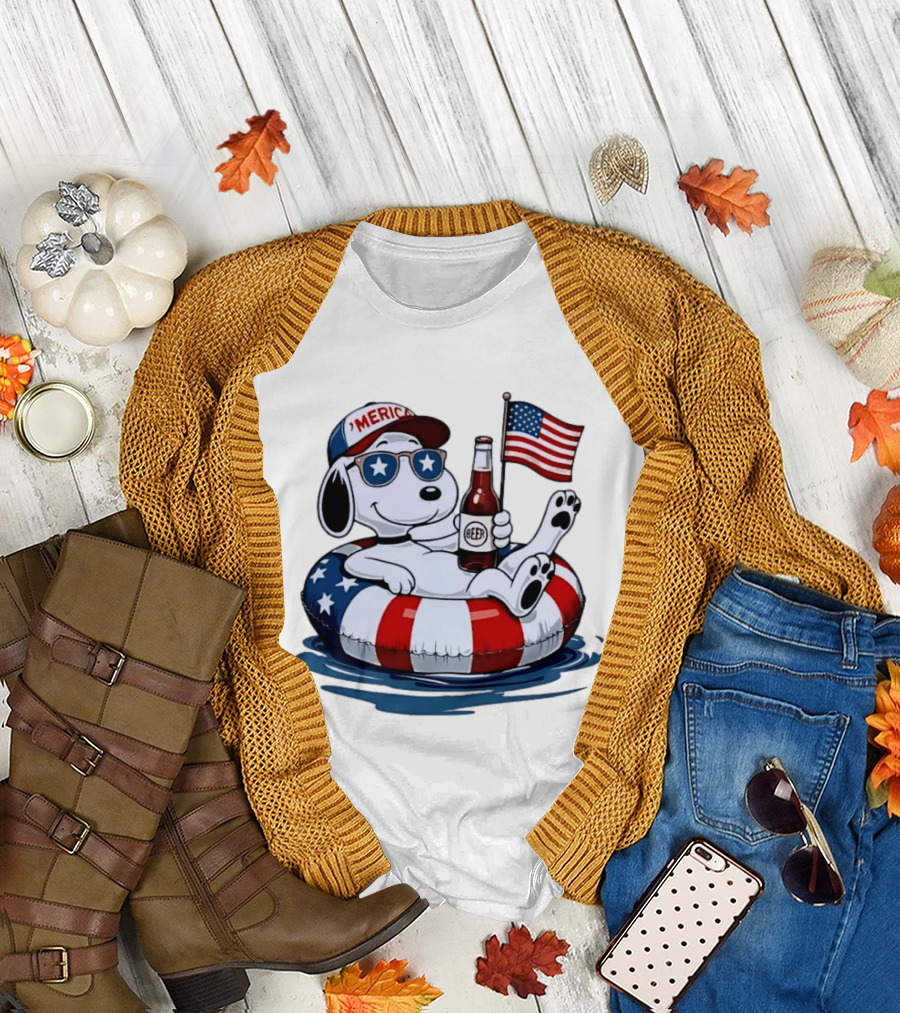 Snoopy Patriotic American Flag Beer Floaty Relaxing T-Shirt
