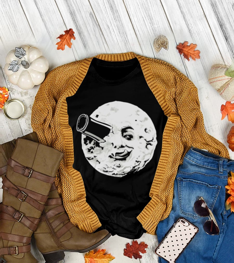 A Creamy Trip To The Moon Face Icon Rocket Classic Vintage Movie Scene T-Shirt