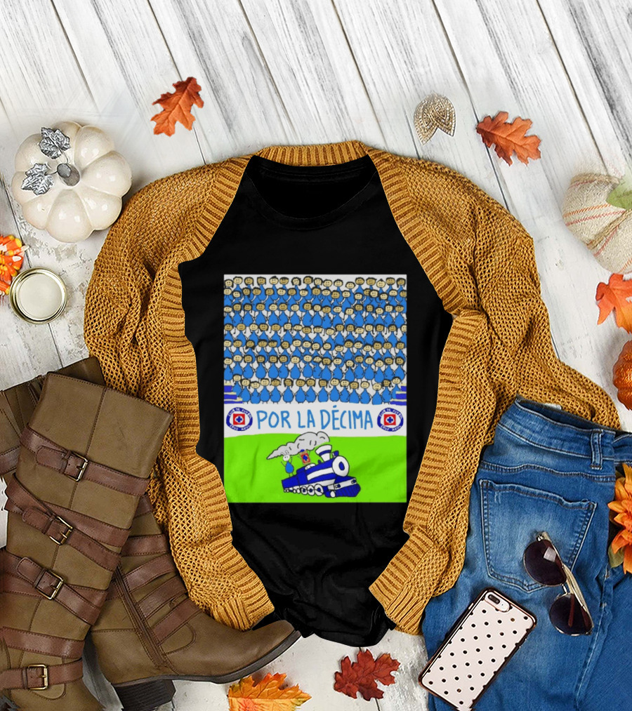 Crowd Celebrating Por La Décima with Train and Cruz Azul T-Shirt