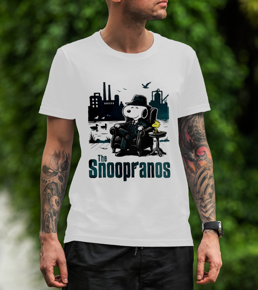 The Snoopranos Peanuts Snoopy Woodstock Mafia Scene T-Shirt