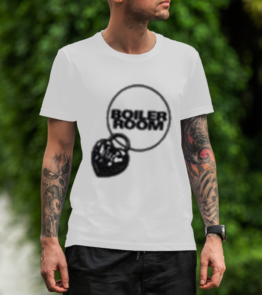 Paris Lovers Boiler Room Heart Lock T-Shirt