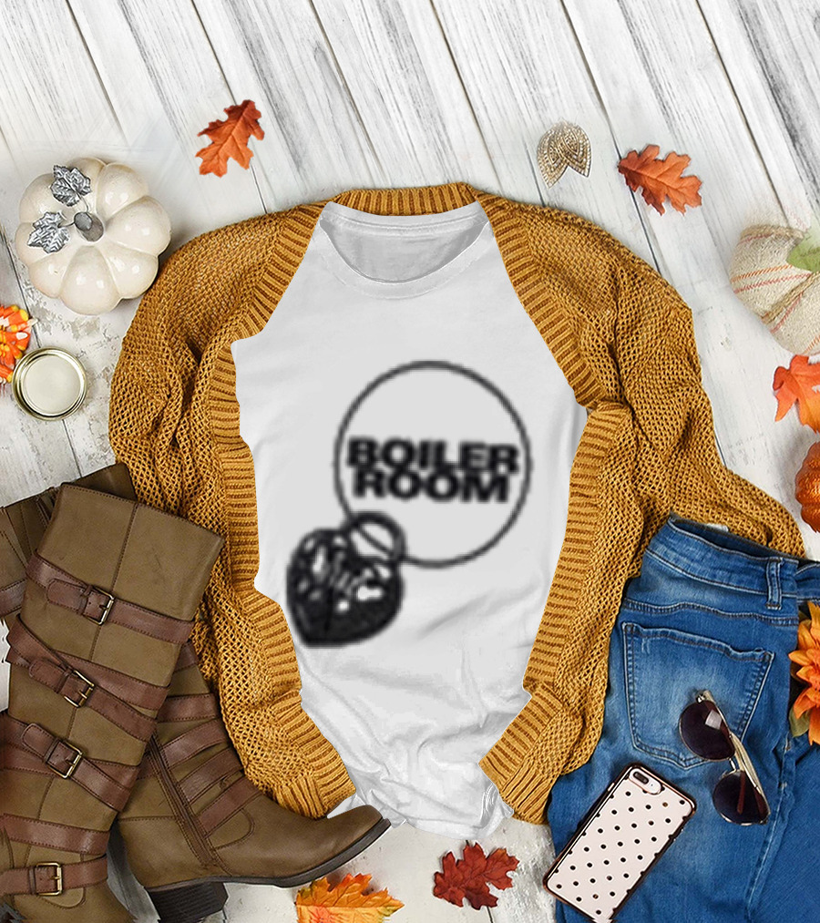 Paris Lovers Boiler Room Heart Lock T-Shirt