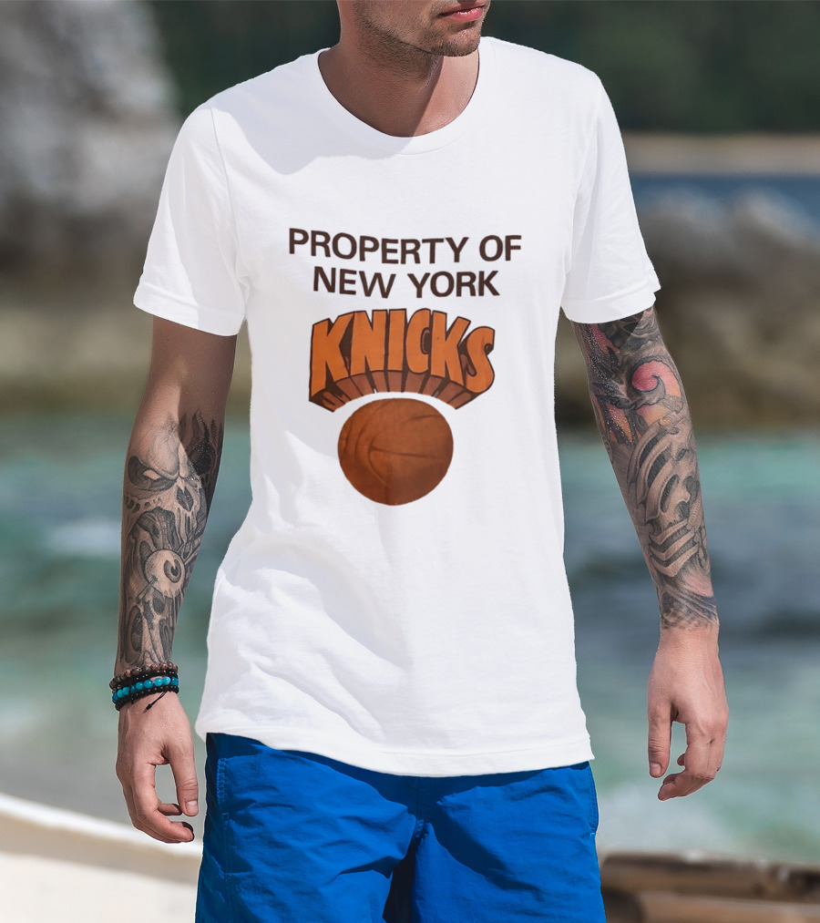 New York Knicks Basketball Property T-Shirt
