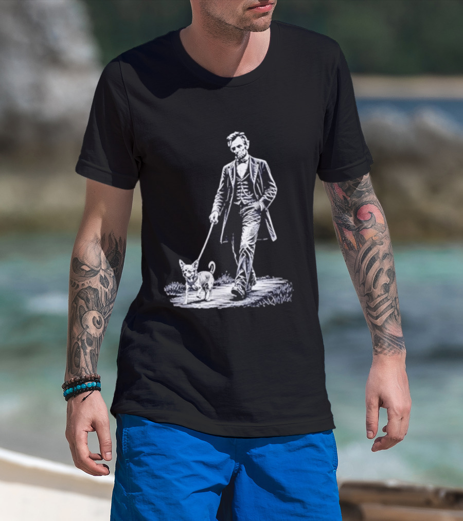 Abraham Lincoln Walking Chihuahua For USA 250th Anniversary Celebration T-Shirt