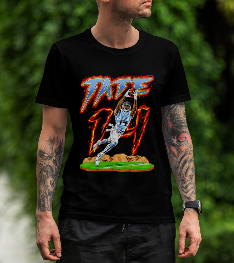 Tennessee Titans Carnell Tate Hand Drawn 17 Football T-Shirt