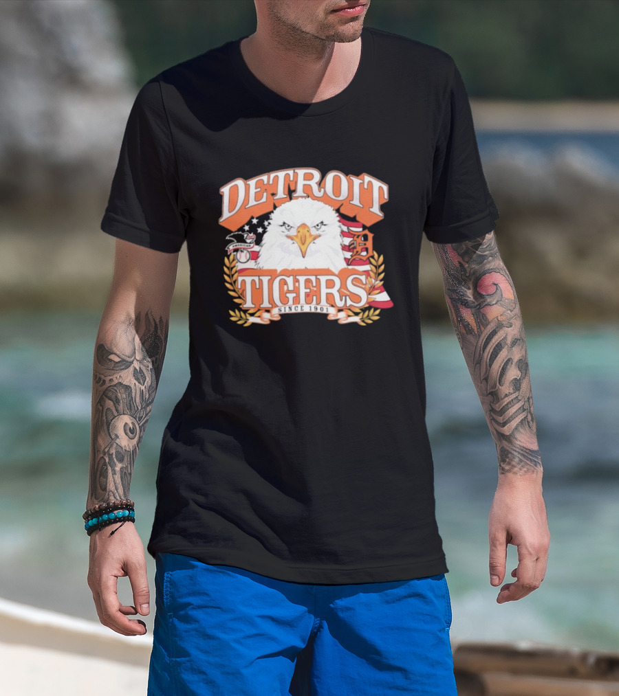 Detroit Tigers Eagle Emblem With American Flag And Stars T-Shirt