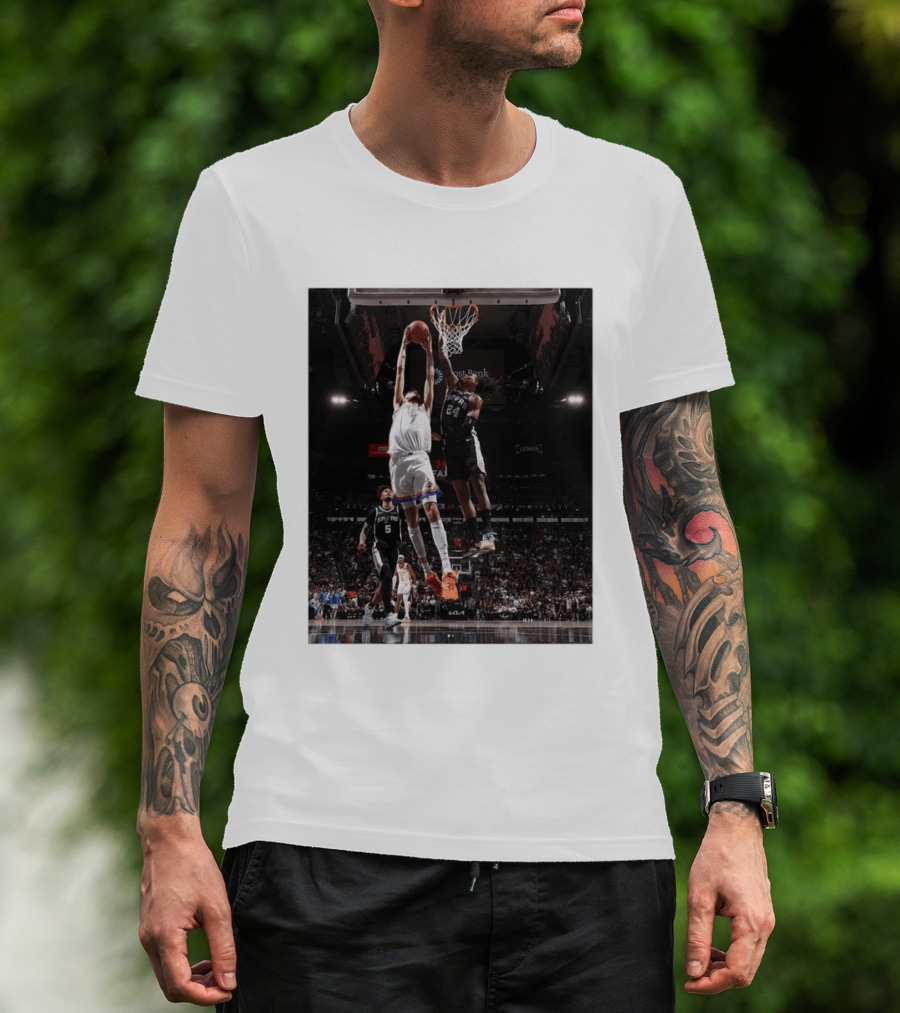 Spurs Devin Vassell Blocks Thunder Chet Holmgren NBA Basketball Moment T-Shirt