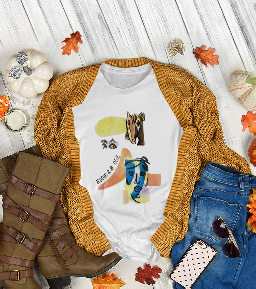 Eddie and Moose Horse Head Face Eye Shape Abstract Eddie and M CSE T-Shirt