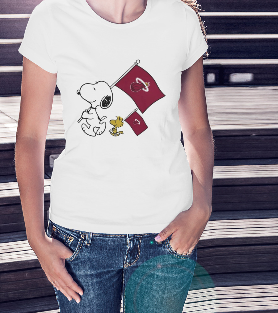 Miami Heat Snoopy Woodstock Miami Heat Flags T-Shirt