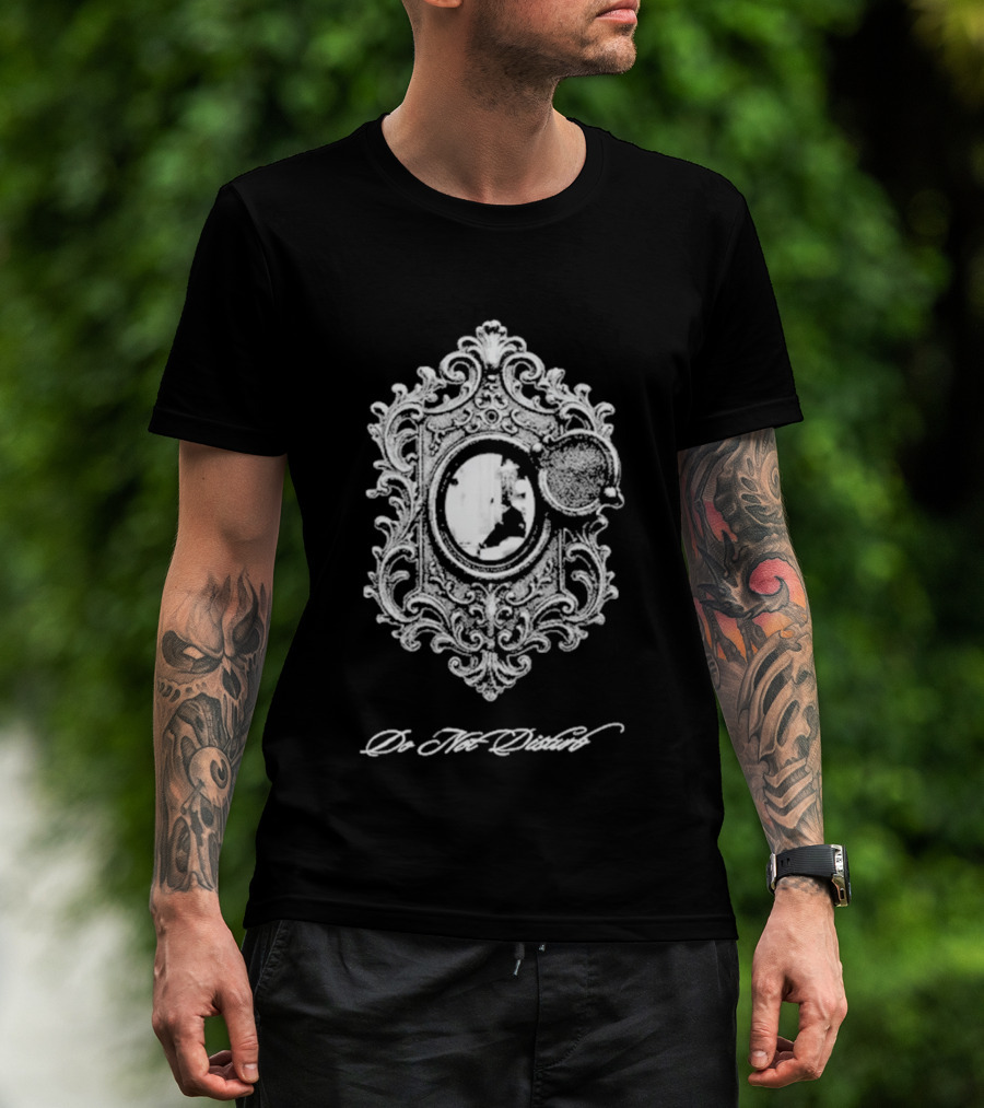Young Miko 444 Do Not Disturb Vintage Inspired Decor Exquisite T-Shirt