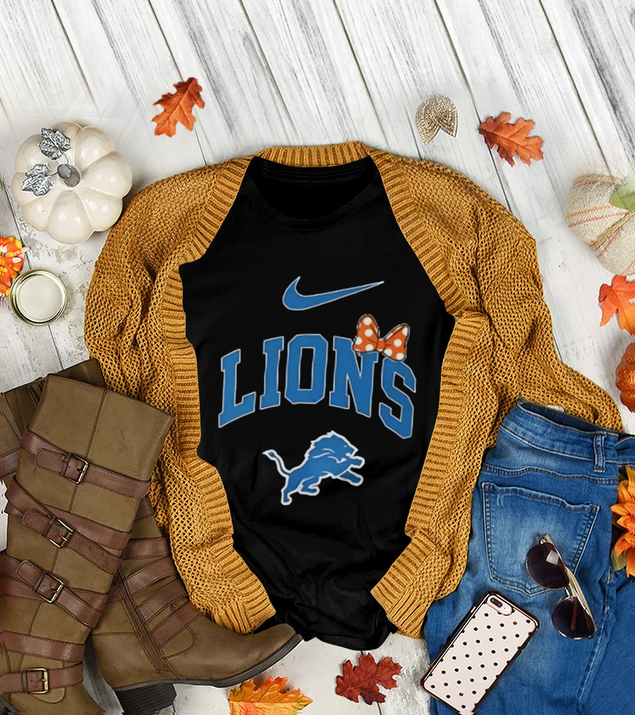 Detroit Lions Boo to You Fa Boo Lous Rugby Sports Team Halloween Bow T-Shirt