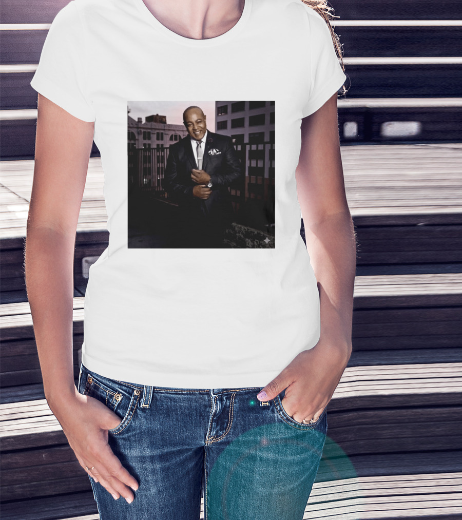 Peabo Bryson Soul Singer Known As The Voice Of Love Dies At 75 T-Shirt