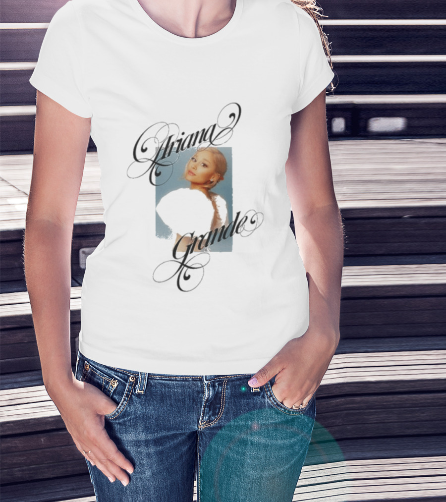 Ariana Grande Vintage Inspired Photo Aesthetic T-Shirt