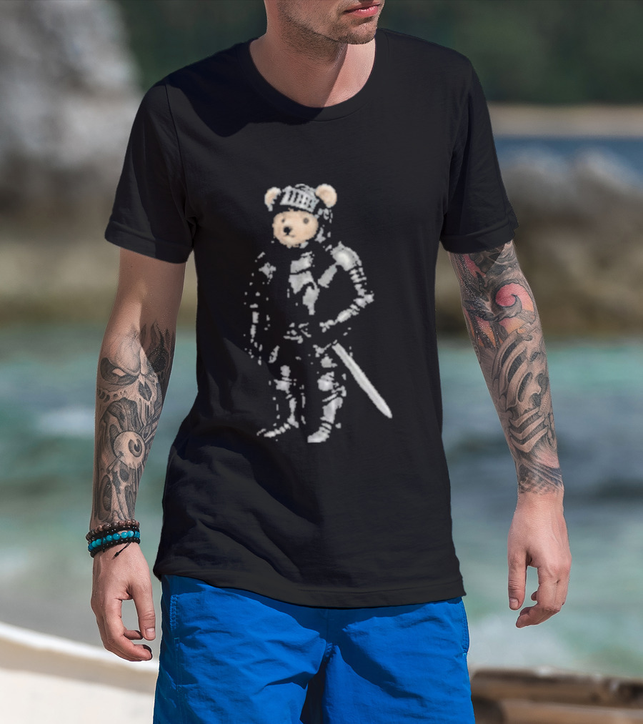 8Thwndr Armored Bear Knight With Sword T-Shirt