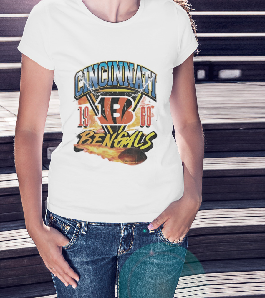 Cincinnati Bengals 1968 Flaming Football Vintage NFL T-Shirt