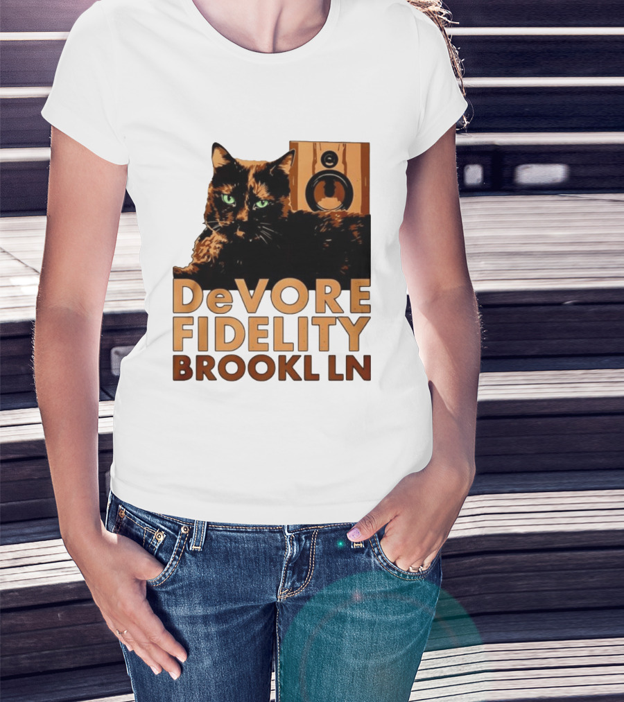 DeVore Fidelity Brooklyn Cat Speaker T-Shirt