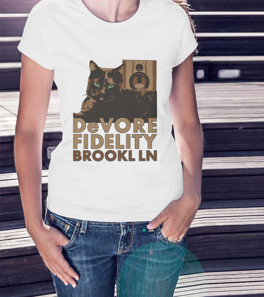 DeVore Fidelity Brooklyn LN Cat Speaker T-Shirt
