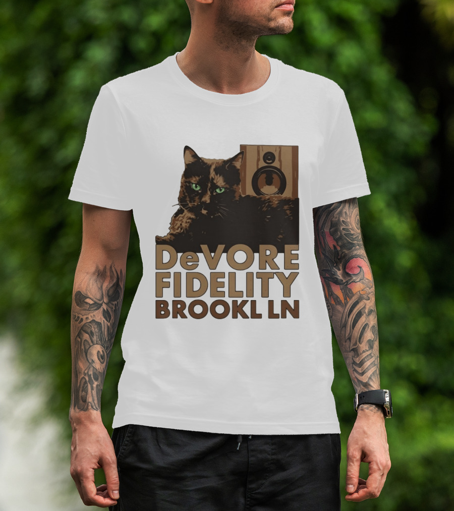 DeVore Fidelity Brooklyn LN Cat Speaker T-Shirt