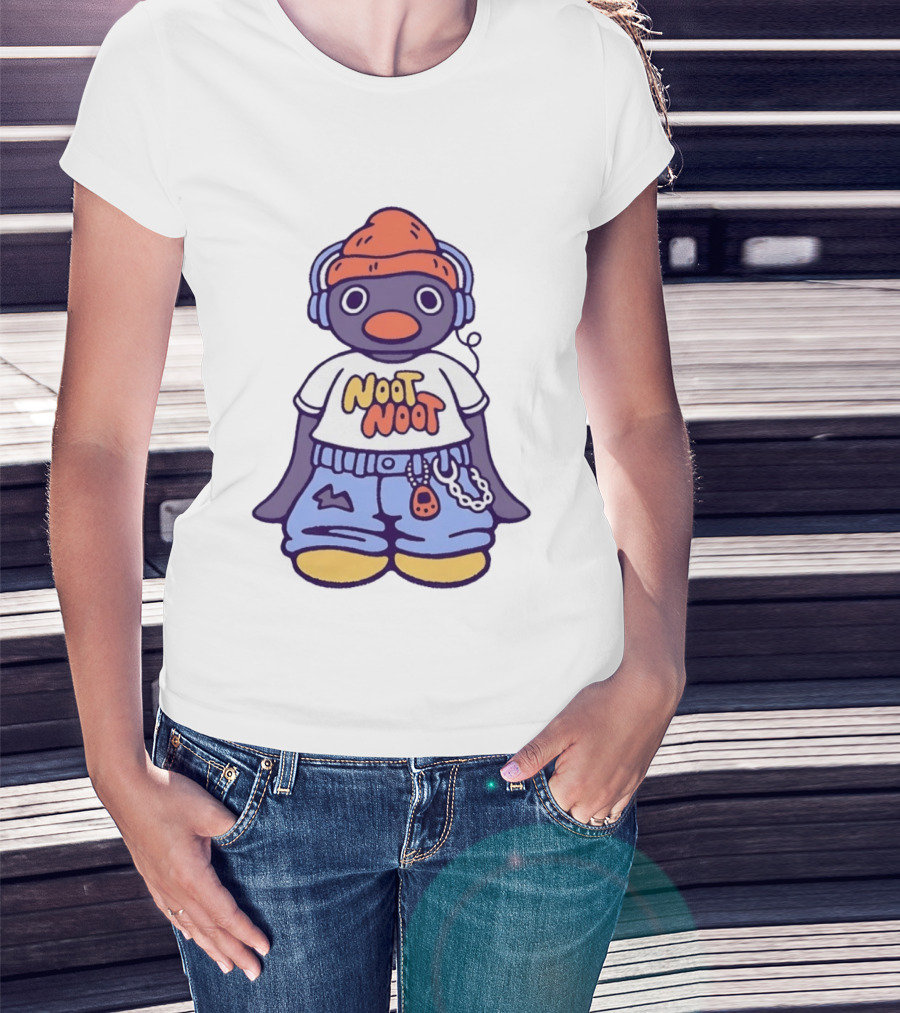 Noot Noot Pingu Penguin With Headphones And Beanie T-Shirt