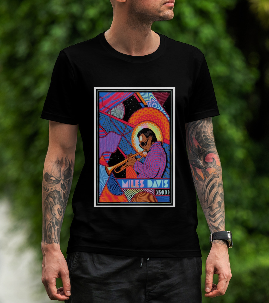 Miles Davis M100 Vibrant Foil Psychedelic Jazz Artistry Trumpet Player T-Shirt