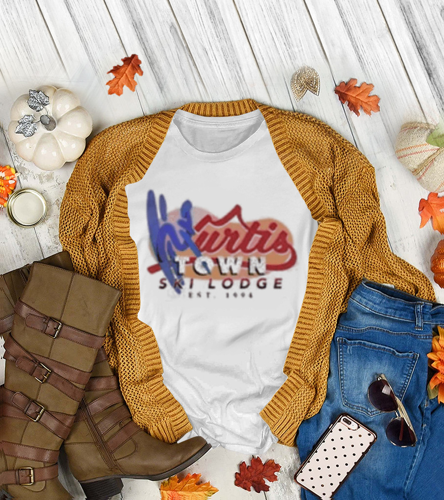 Kurtis Conner Ski Lodge Est 1994 Retro Winter Lodge T-Shirt