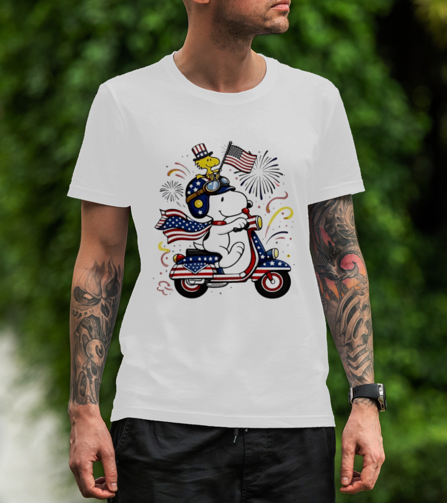 Snoopy Woodstock 250th Anniversary USA Patriotic Peanuts Celebration T-Shirt
