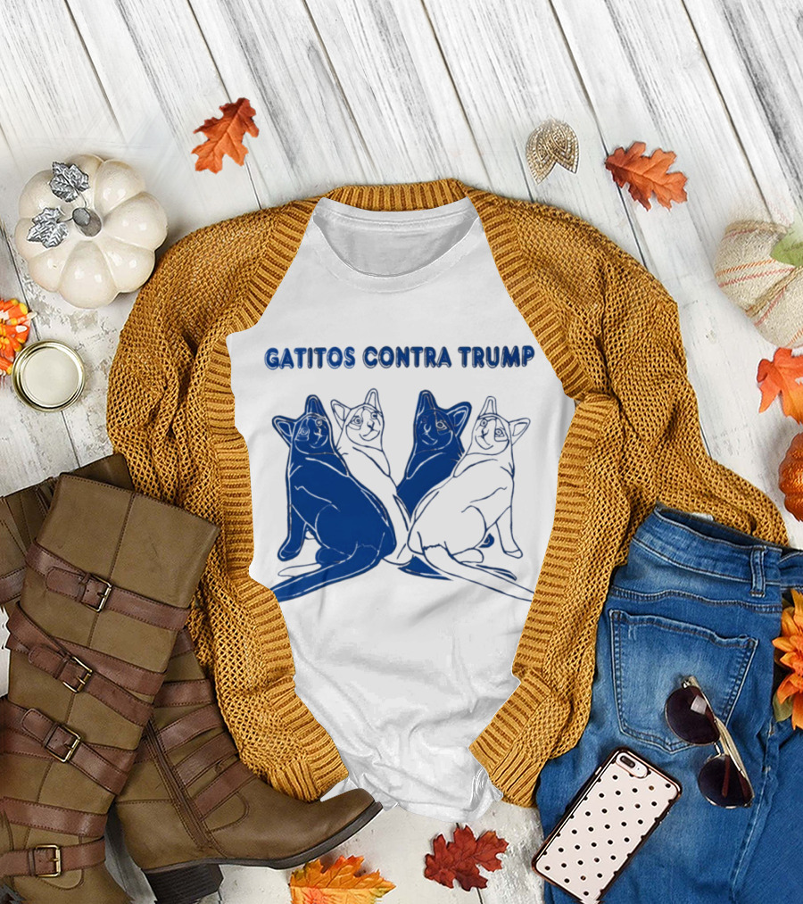 Gatitos Contra Trump Sphynx Cats T-Shirt