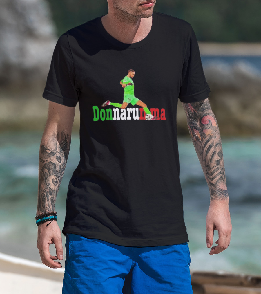 Donnarumma Italian Goalkeeper Action Pose Football Soccer T-Shirt