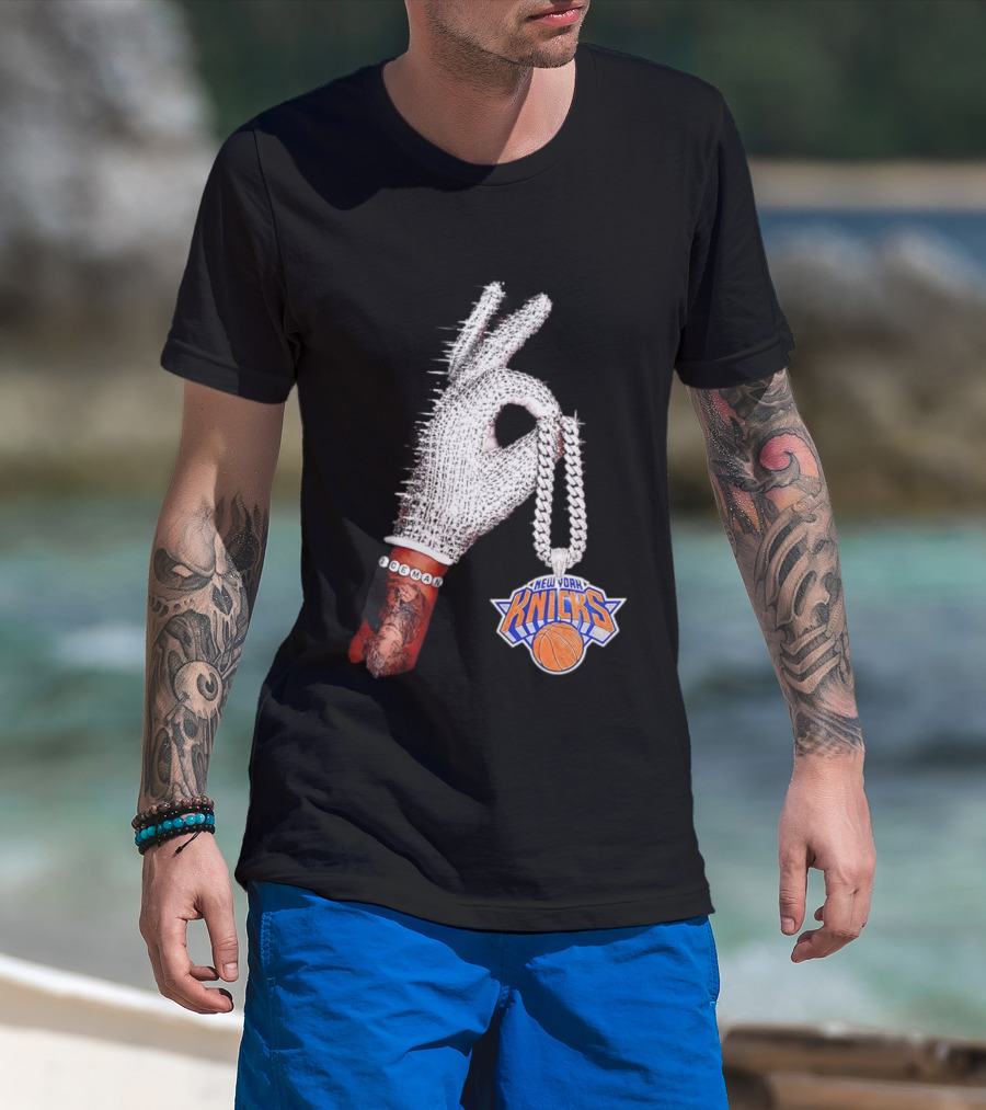 New York Knicks Iceman Glove Chain Basketball Fashion T-Shirt