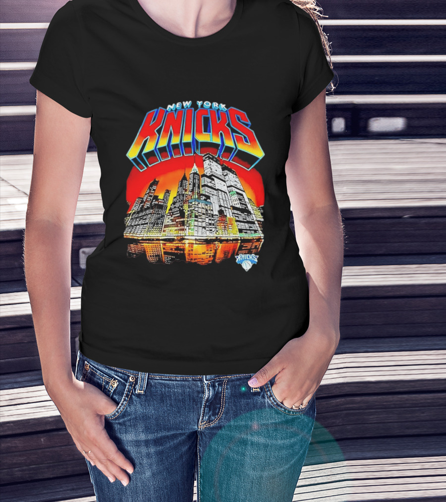 New York Knicks Vibrant City Skyline Sunset Basketball T-Shirt