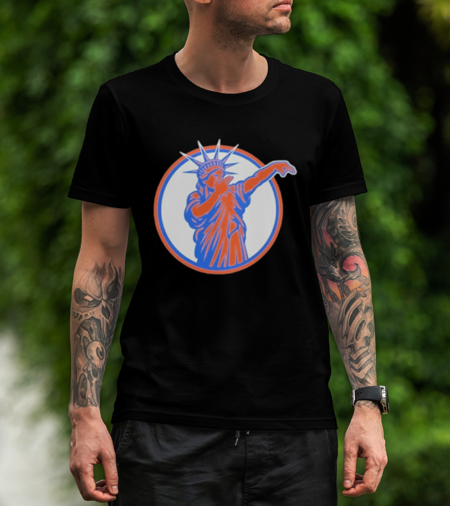 Statue Of Liber3 New York Knicks Basketball Circle T-Shirt