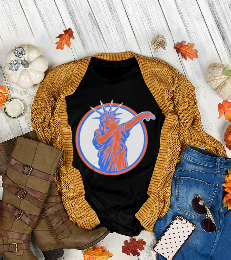 Statue Of Liber3 New York Knicks Basketball Circle T-Shirt