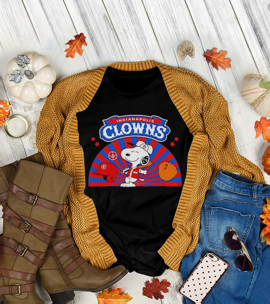 Snoopy Indianapolis Clowns Baseball Vintage Style Red Blue Peanuts Comic Strip Baseball Bat Glove Cap T-Shirt