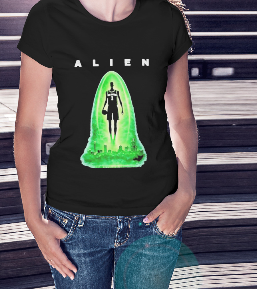 Alien Wemby San Antonio Alien Basketball Cityscape T-Shirt