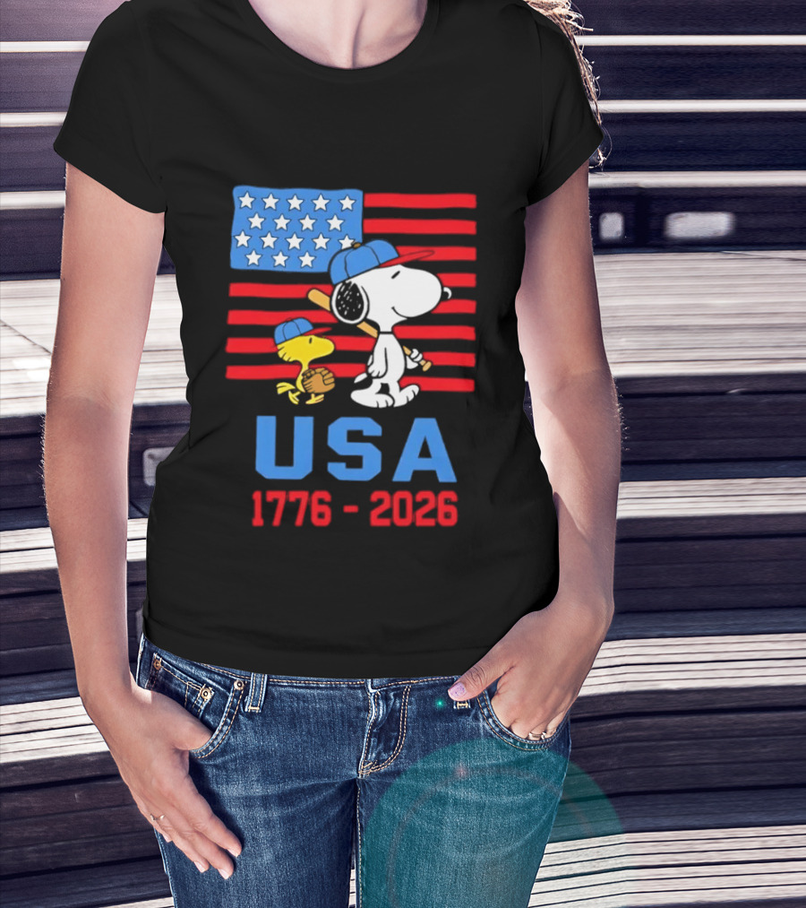 Snoopy Woodstock Peanuts USA Baseball American Flag 1776 2026 T-Shirt