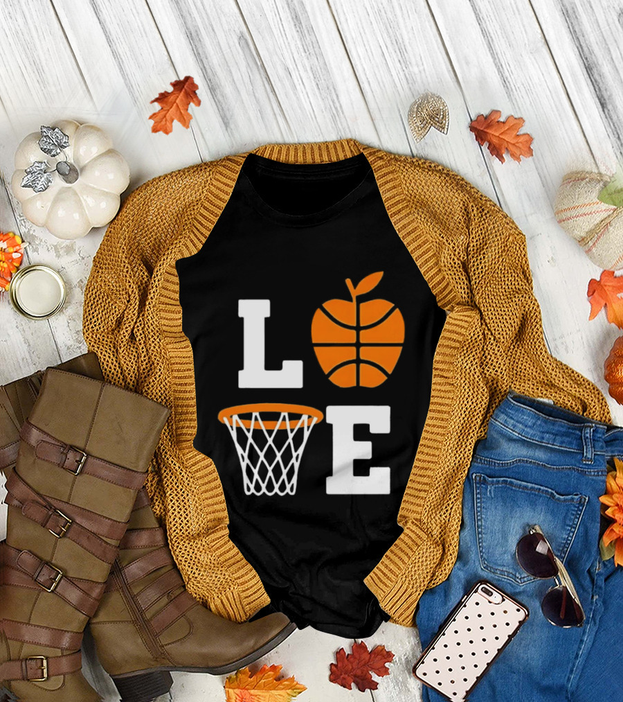 Love Apple Basketball Net Coach Teacher Player School Court Gameday T-Shirt