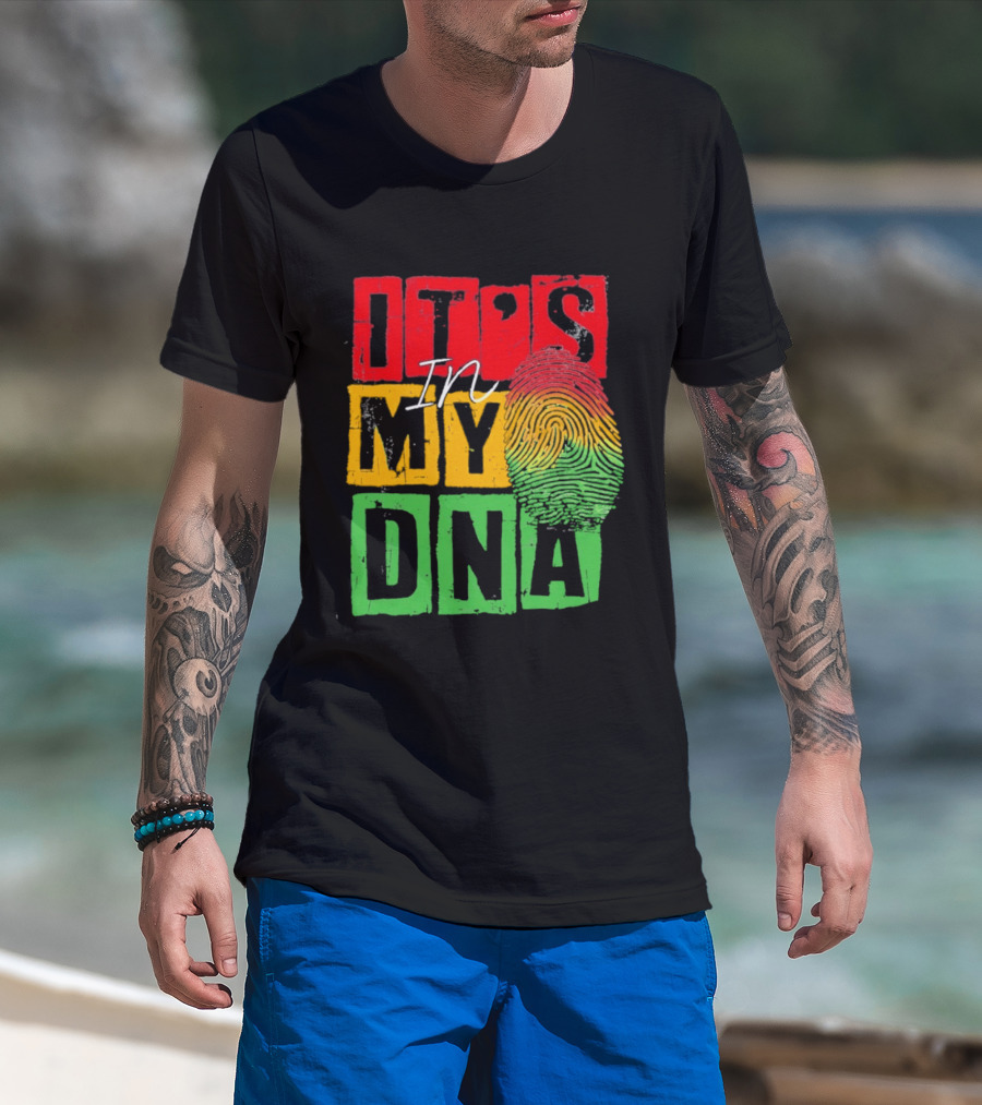 Juneteenth Black Queen It's In My DNA Fingerprint Red Yellow Green T-Shirt