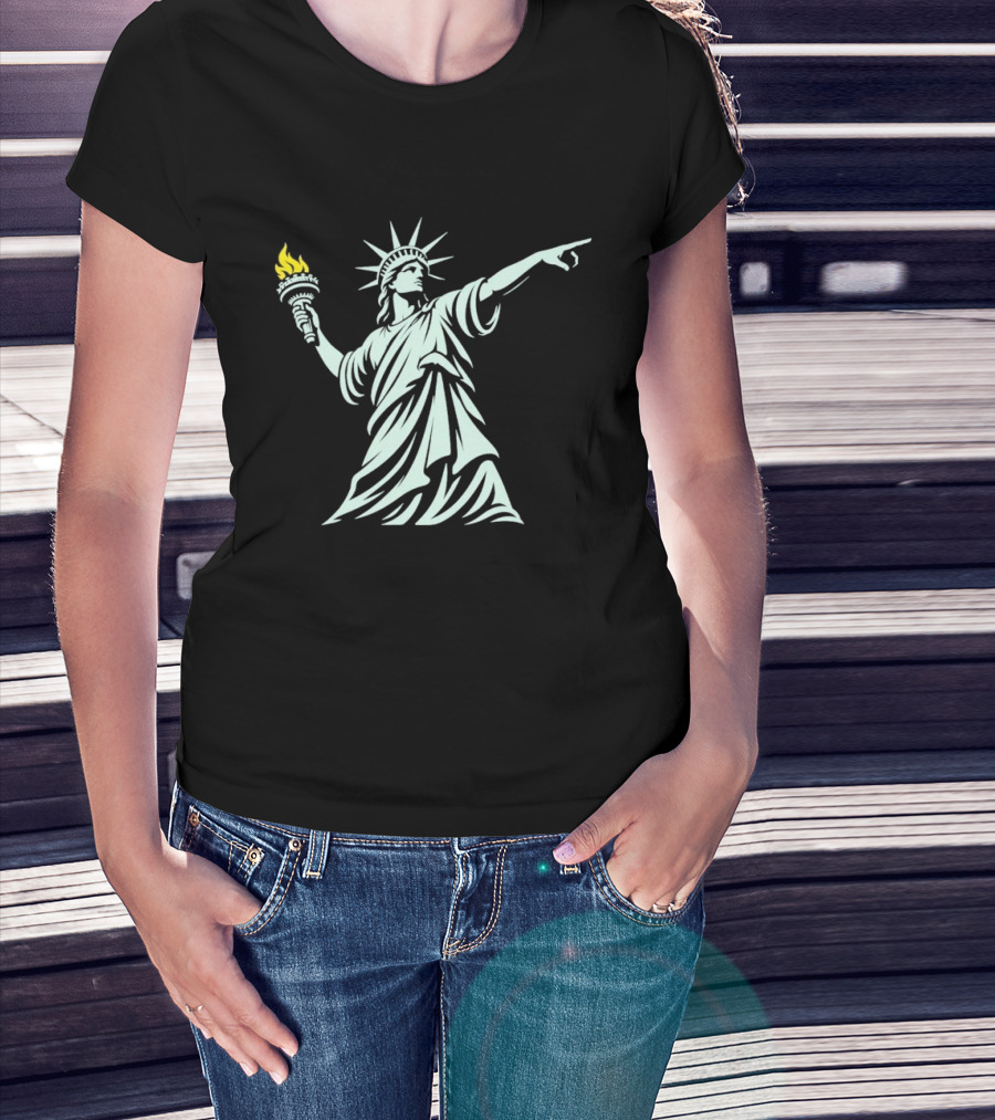 Statue Of Liberty Pointing Torch Of Freedom For Justice T-Shirt