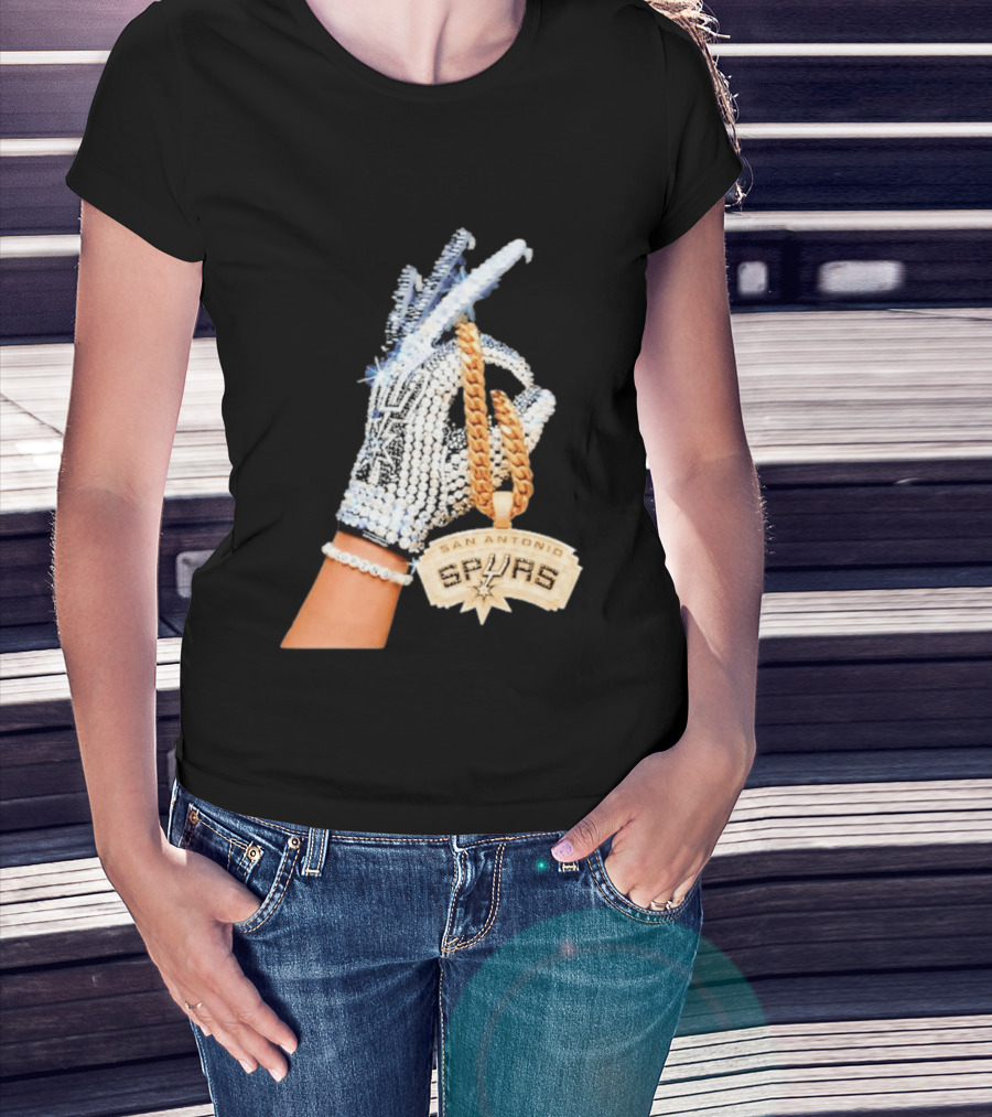 San Antonio Spurs Diamond Gold Glove And Pendant T-Shirt