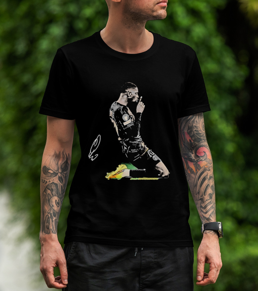 Paris Saint Germain Ousmane Dembele Celebration On One Knee T-Shirt