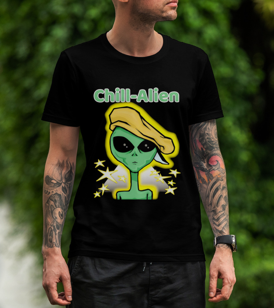 Chill Alien Beret Hat Stars Glow T-Shirt