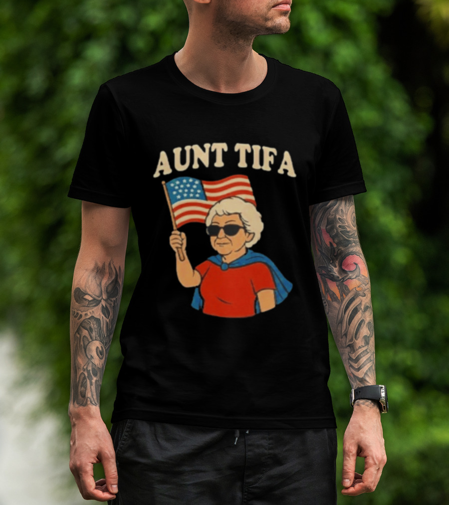 Aunt Tifa USA Flag And Cool Grandma In Sunglasses T-Shirt